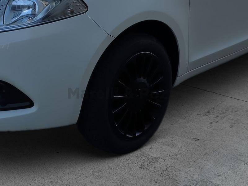 Lancia Ypsilon Ypsilon 1.0 FireFly 5 porte S&S Hybrid Silver