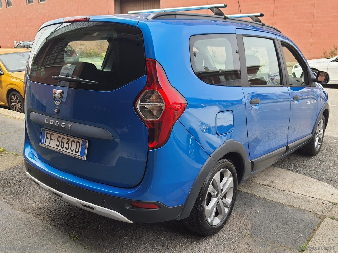 DACIA Lodgy Stepway 1.2 TCe 115 CV S&S 7 posti