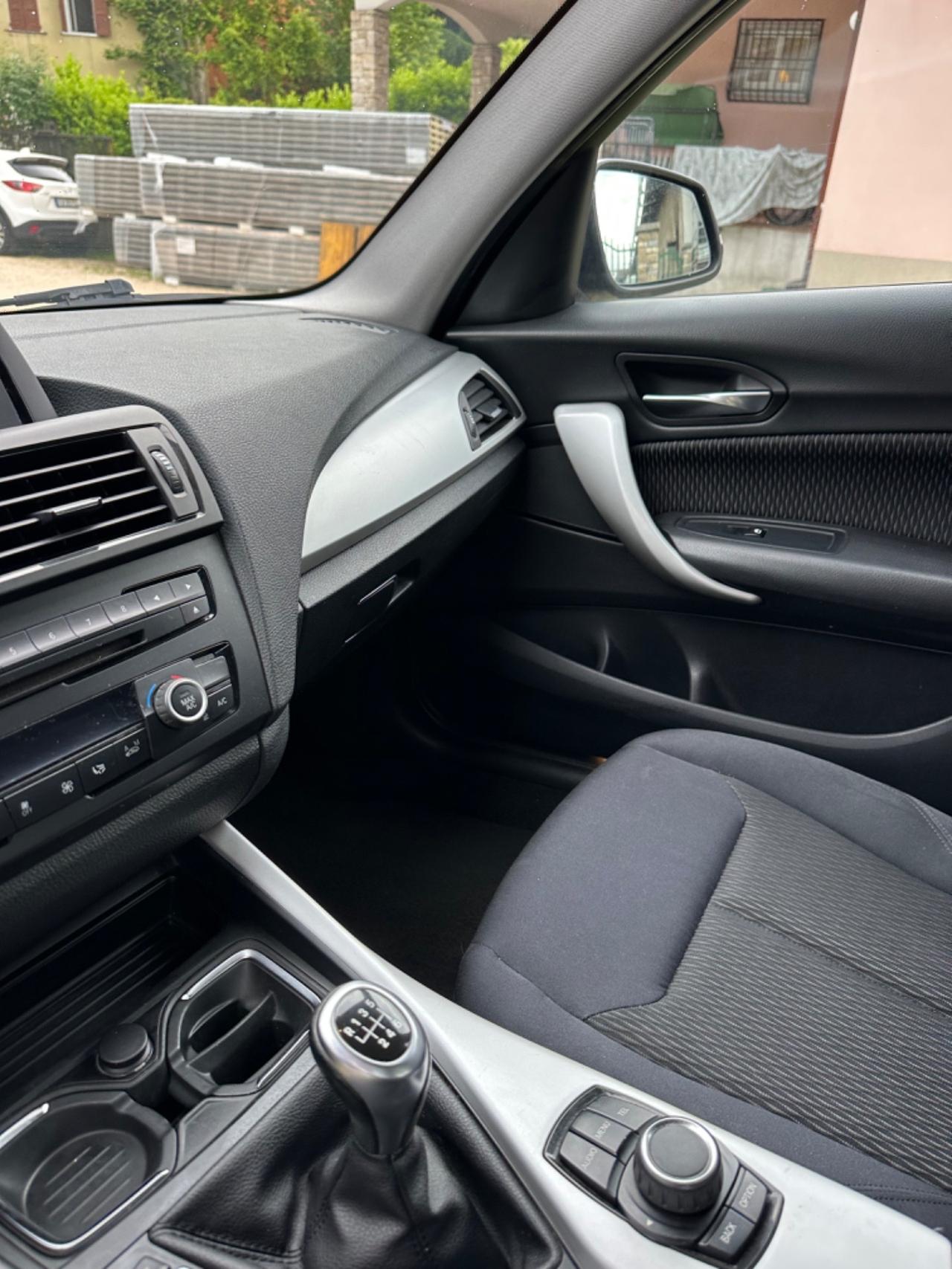 Bmw 116d 5p. URBAN GARANZ UNICOPR KMCERT EU5B
