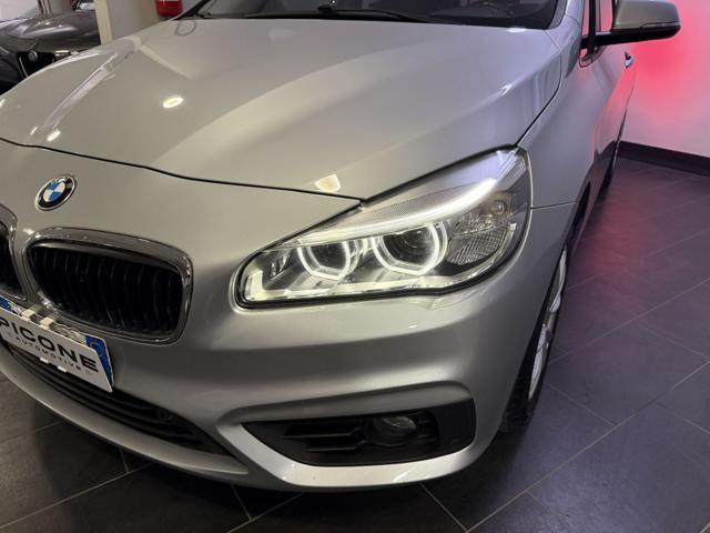 BMW 218 i Active Tourer Advantage