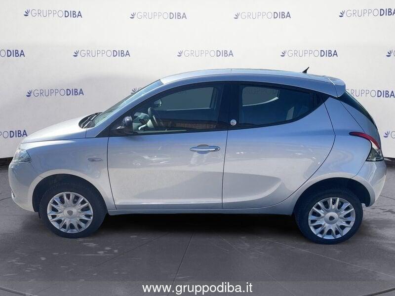 Lancia Ypsilon III 2011 Benzina 0.9 t.air Gold ecochic metano 80cv