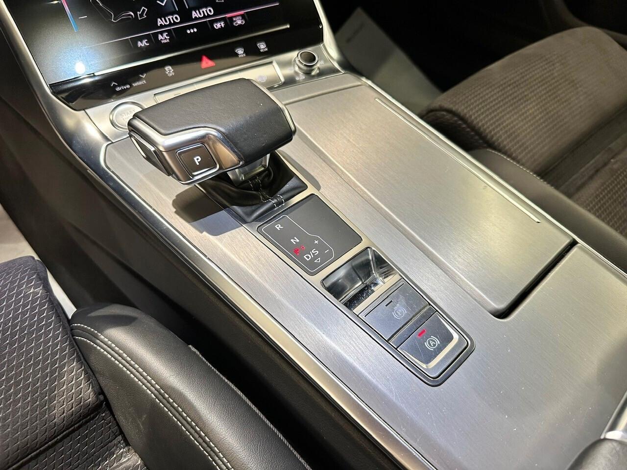 Audi A7 SPB 2.0 204 CV quattro ultra S tronic Line 2020