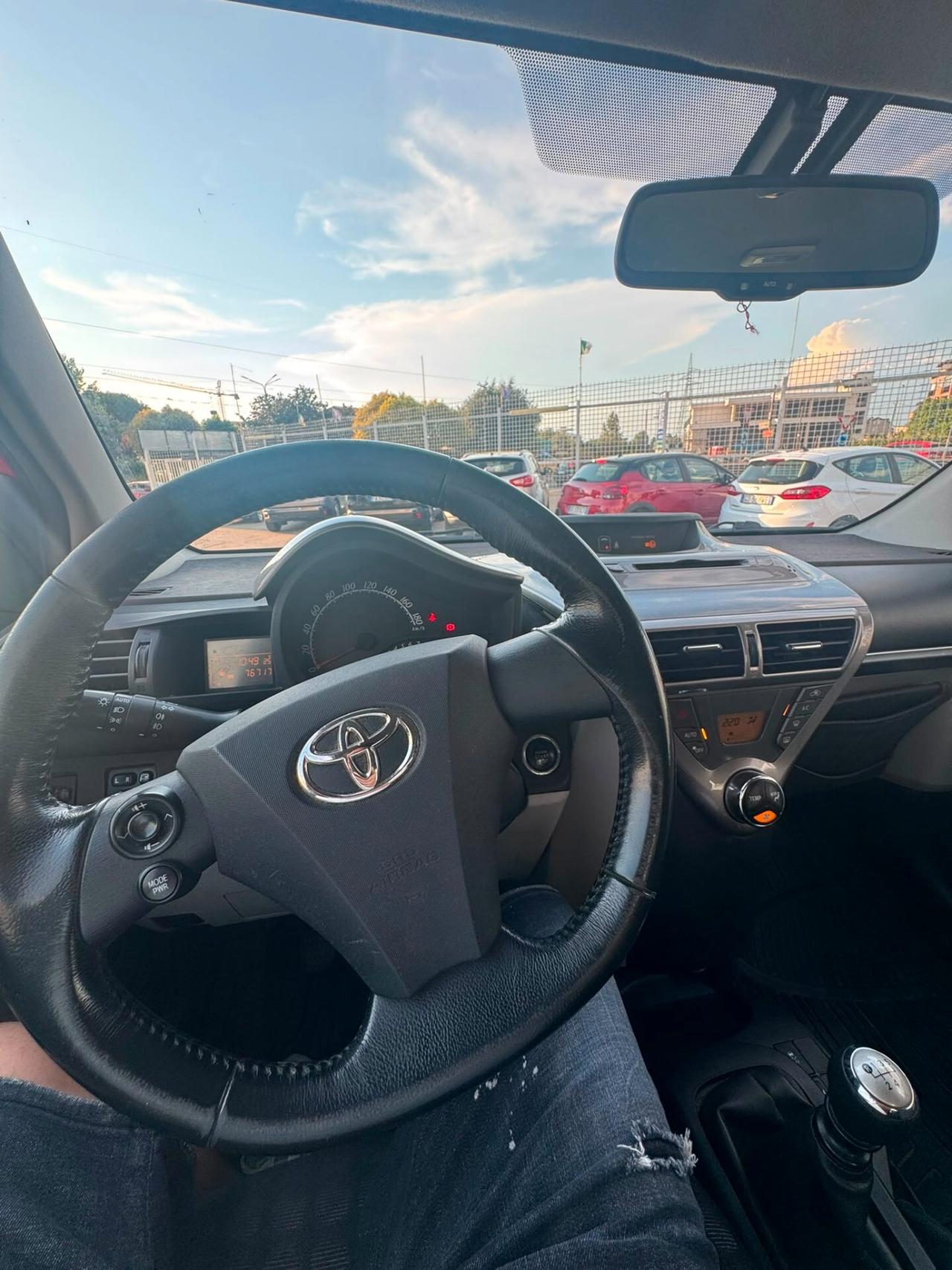 Toyota iQ 1.0 Sol