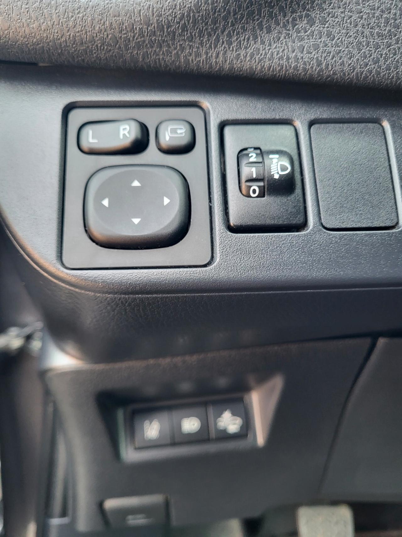 Toyota Yaris 1.0 5 porte Business