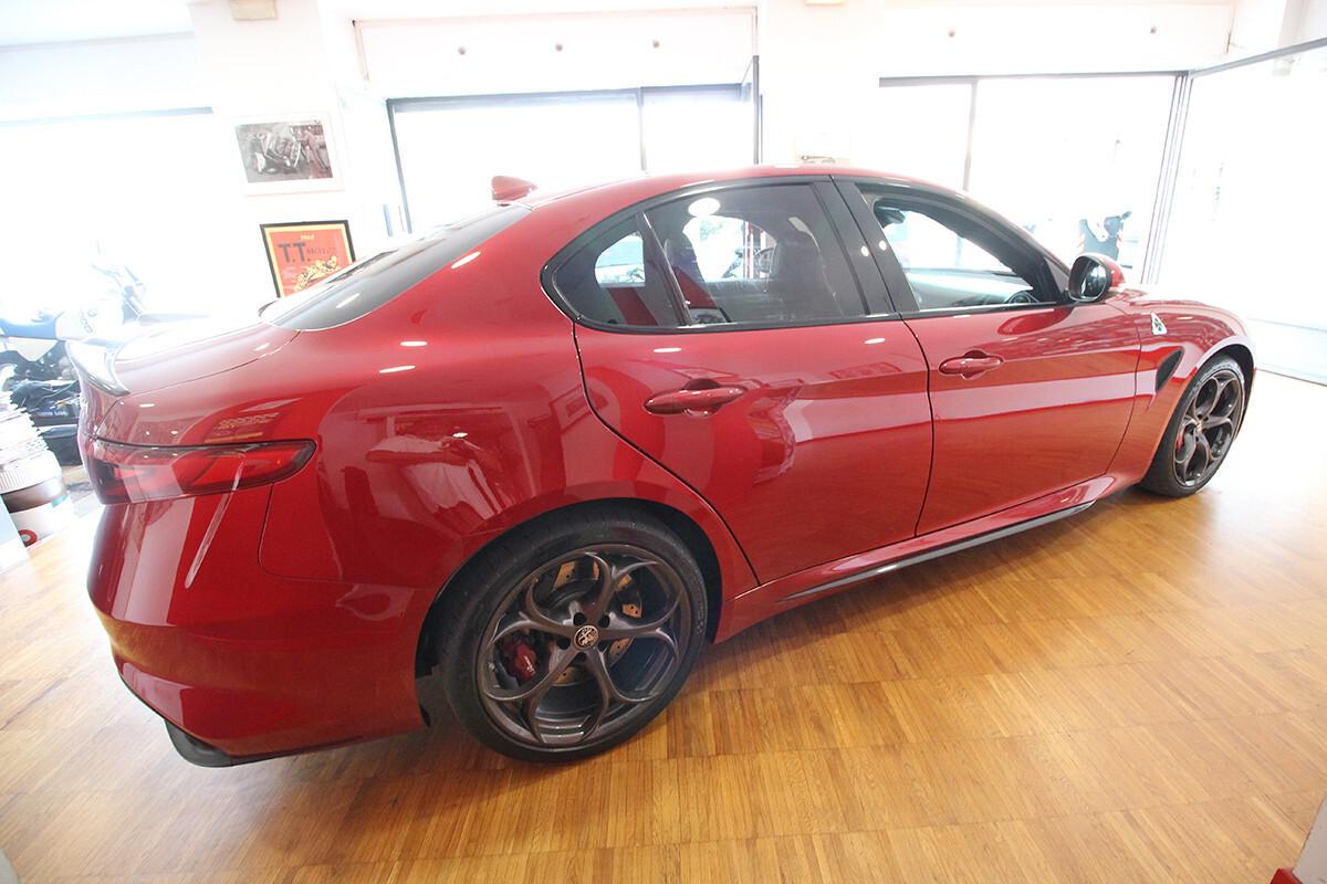 Alfa Romeo Giulia Quadrifoglio MANUALE 2.9 V6 Bi-Turbo