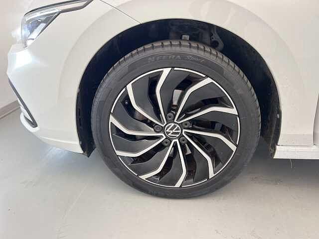 Volkswagen Golf 1.0 TSI EVO Life