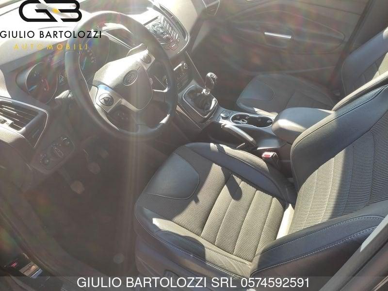 Ford Kuga 2.0 TDCi 140CV 2WD Titanium