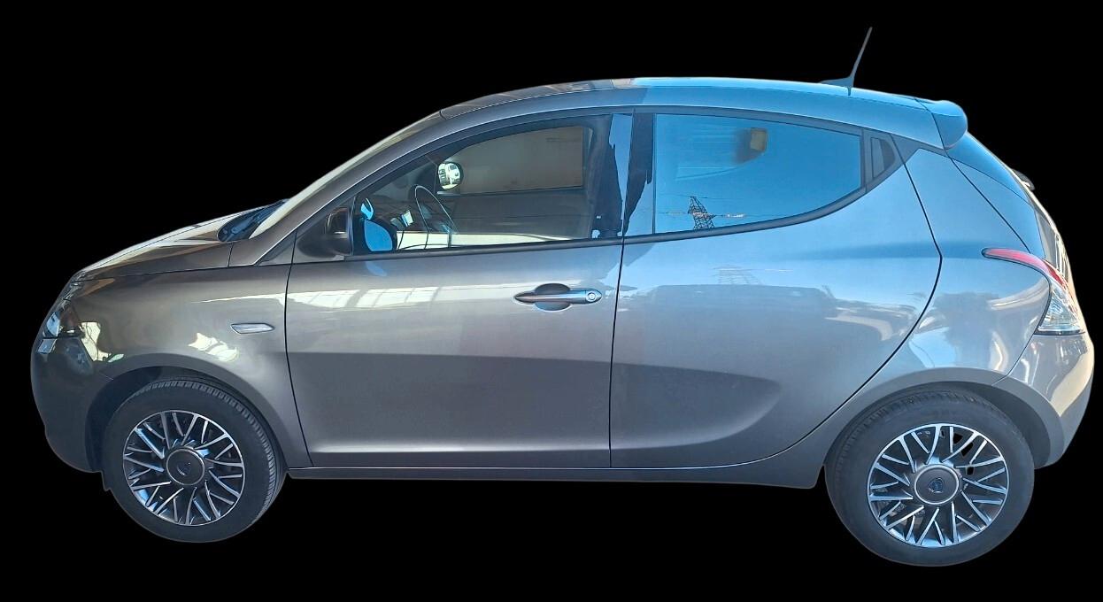 Lancia Ypsilon 1.0 FireFly 5 porte S&S Hybrid Gold Plus n101164