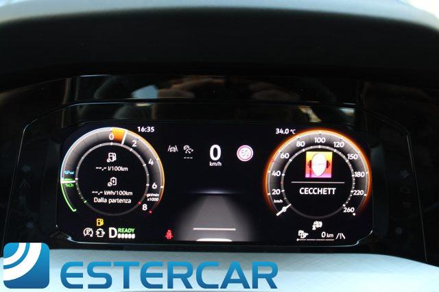 VOLKSWAGEN Golf 8.5 1.5 TSI eHybrid DSG Edition Plus