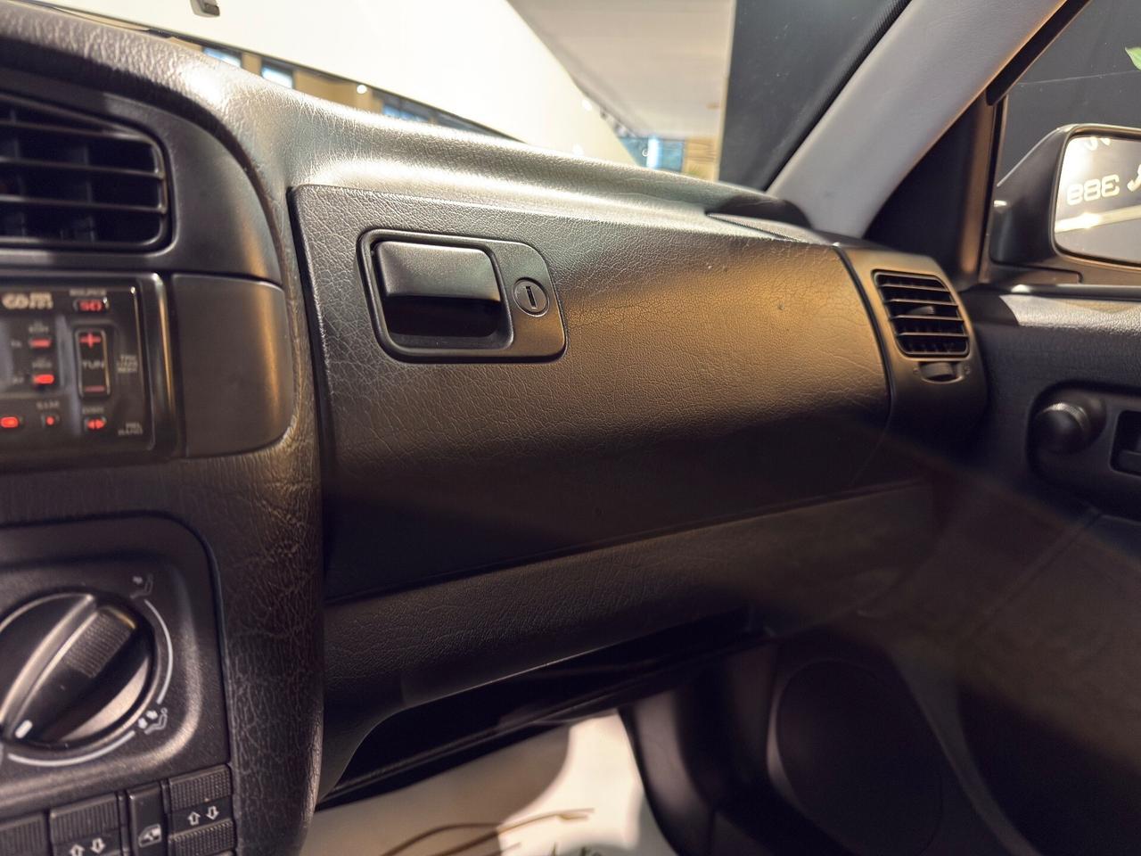 Volkswagen Golf 1.6 cat 5 porte GT Special GT