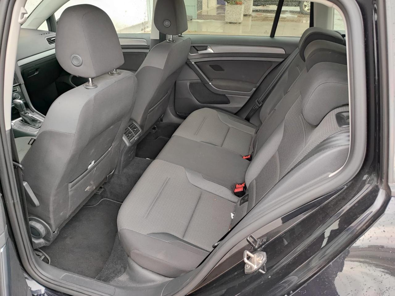 Volkswagen Golf Variant 1.6 TDI 115 CV DSG Highline BlueMotion Tech.