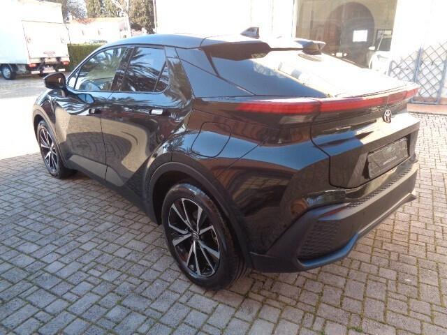 Toyota C-HR 2.0 PHEV Trend 220 cv NESSUN VINCOLO FINANZIARIO