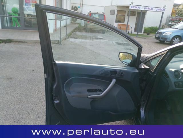 FORD Fiesta 1.2 82 CV 5 porte Titanium