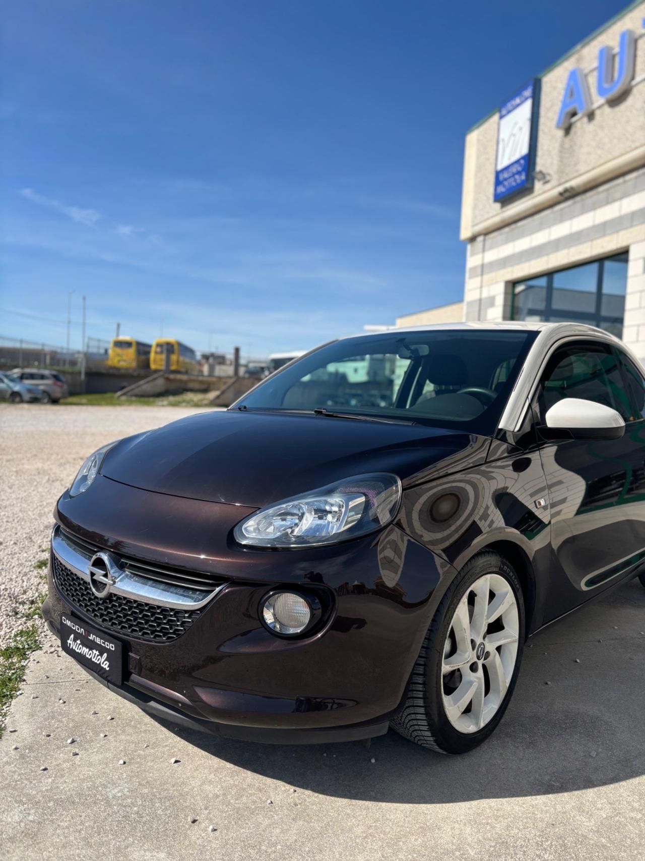 Opel Adam 1.2 70 CV