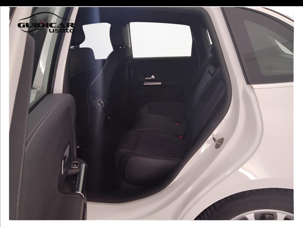 Mercedes-Benz Classe B - W247 2018 - B 200 d Sport Plus auto