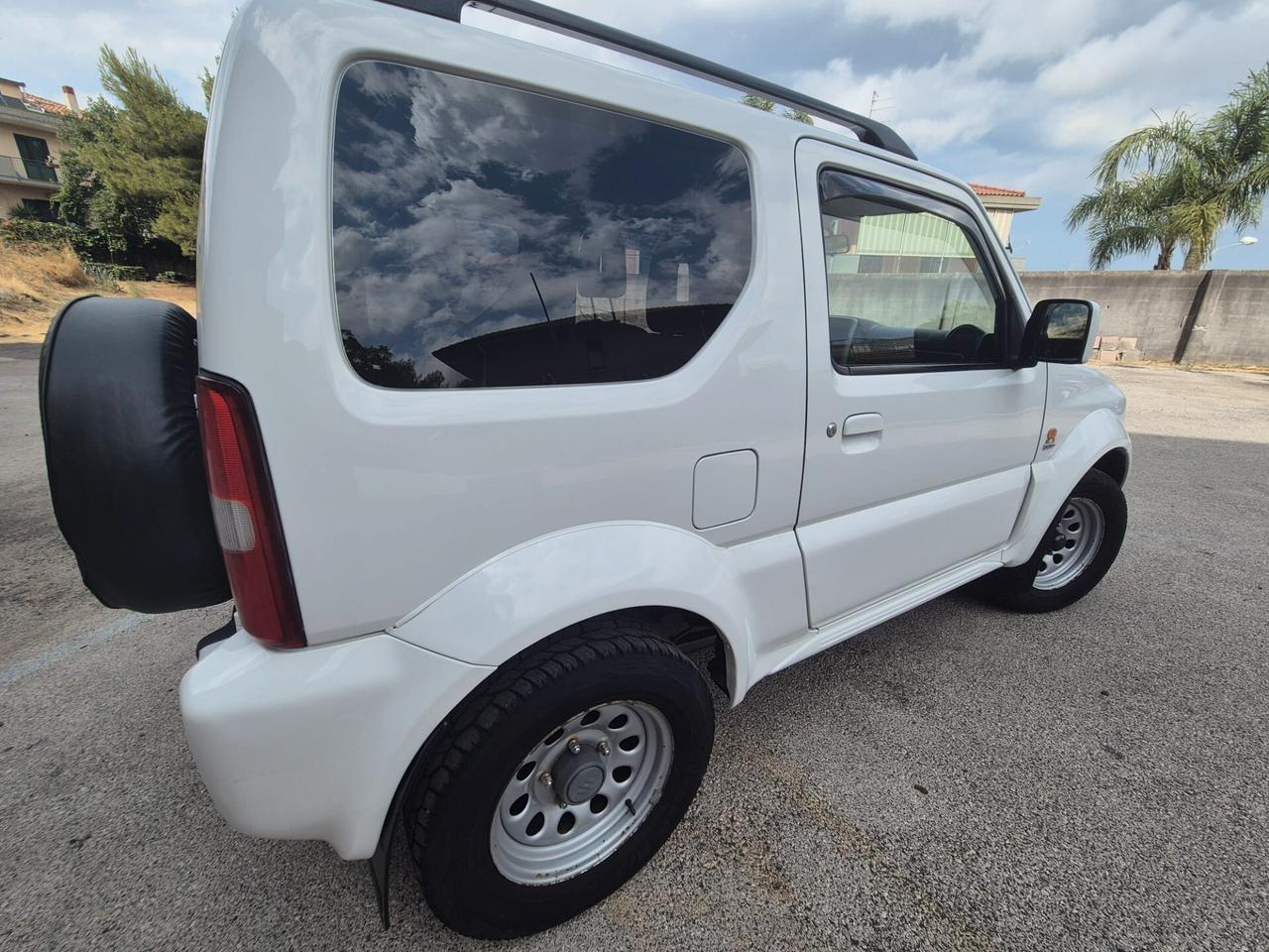 Suzuki Jimny 1.5 DDiS cat 4WD Special 2011