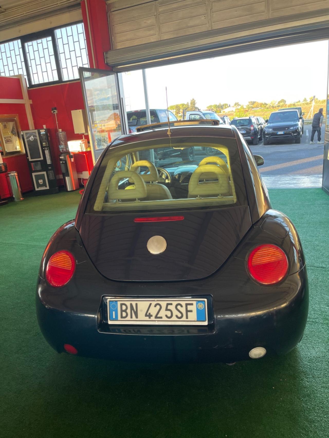 Volkswagen New Beetle 2.0 Automatica PERMUTE RATE