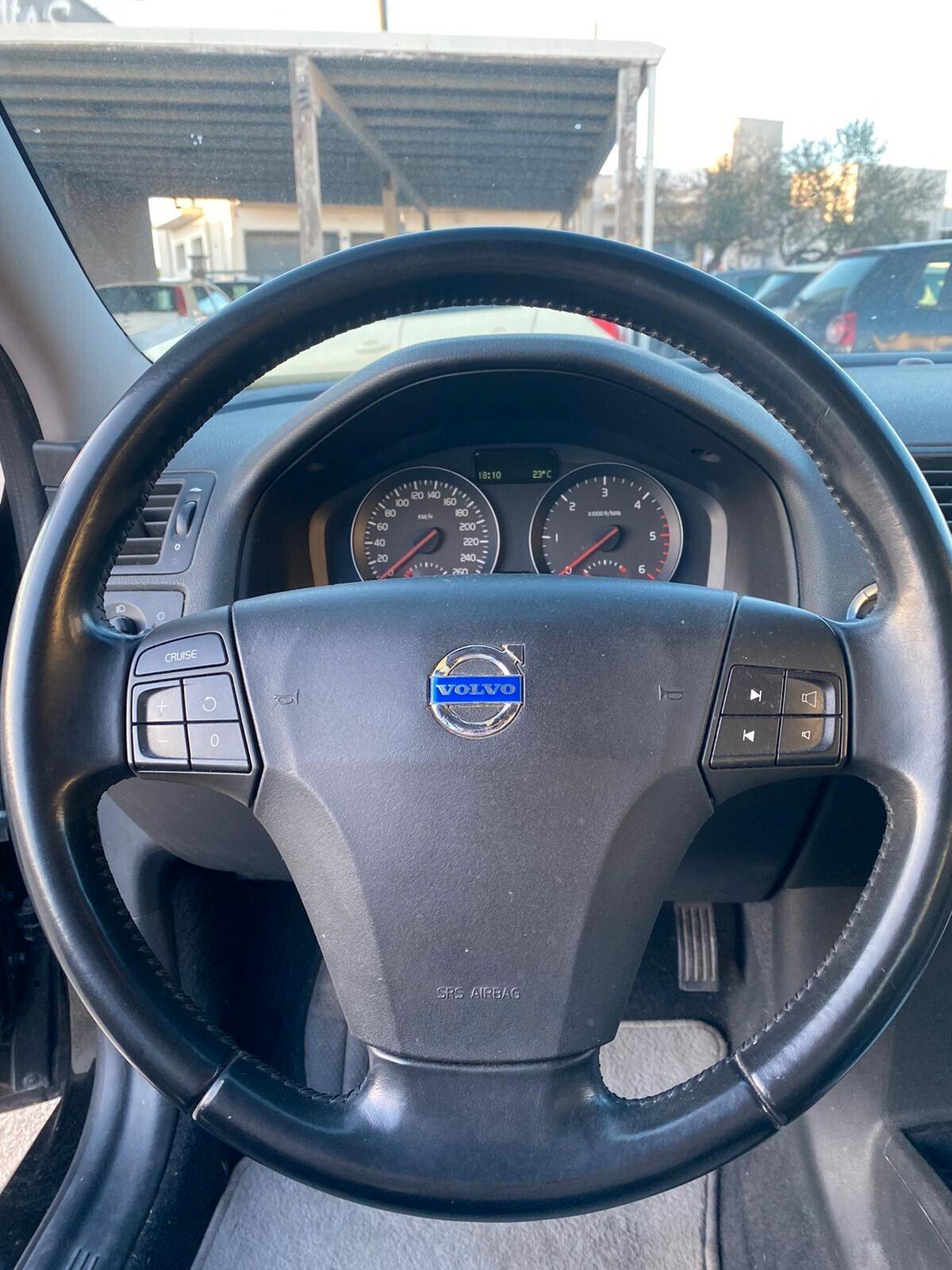 Volvo S40 2.0 D cat Momentum