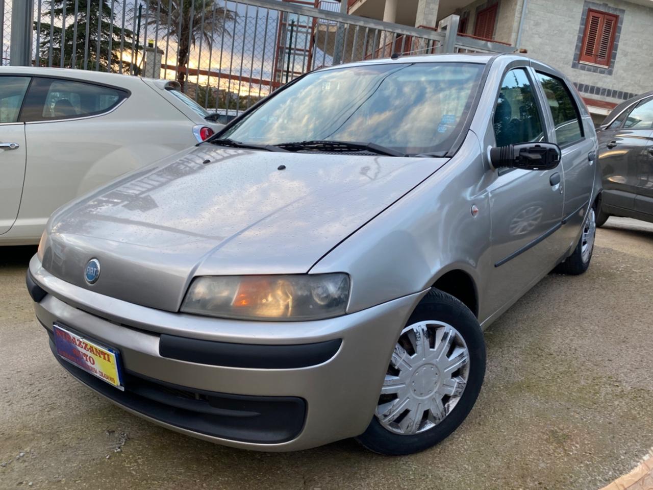 Fiat Punto 1.2i cat 5 porte CLIMA UNICOPRO2003