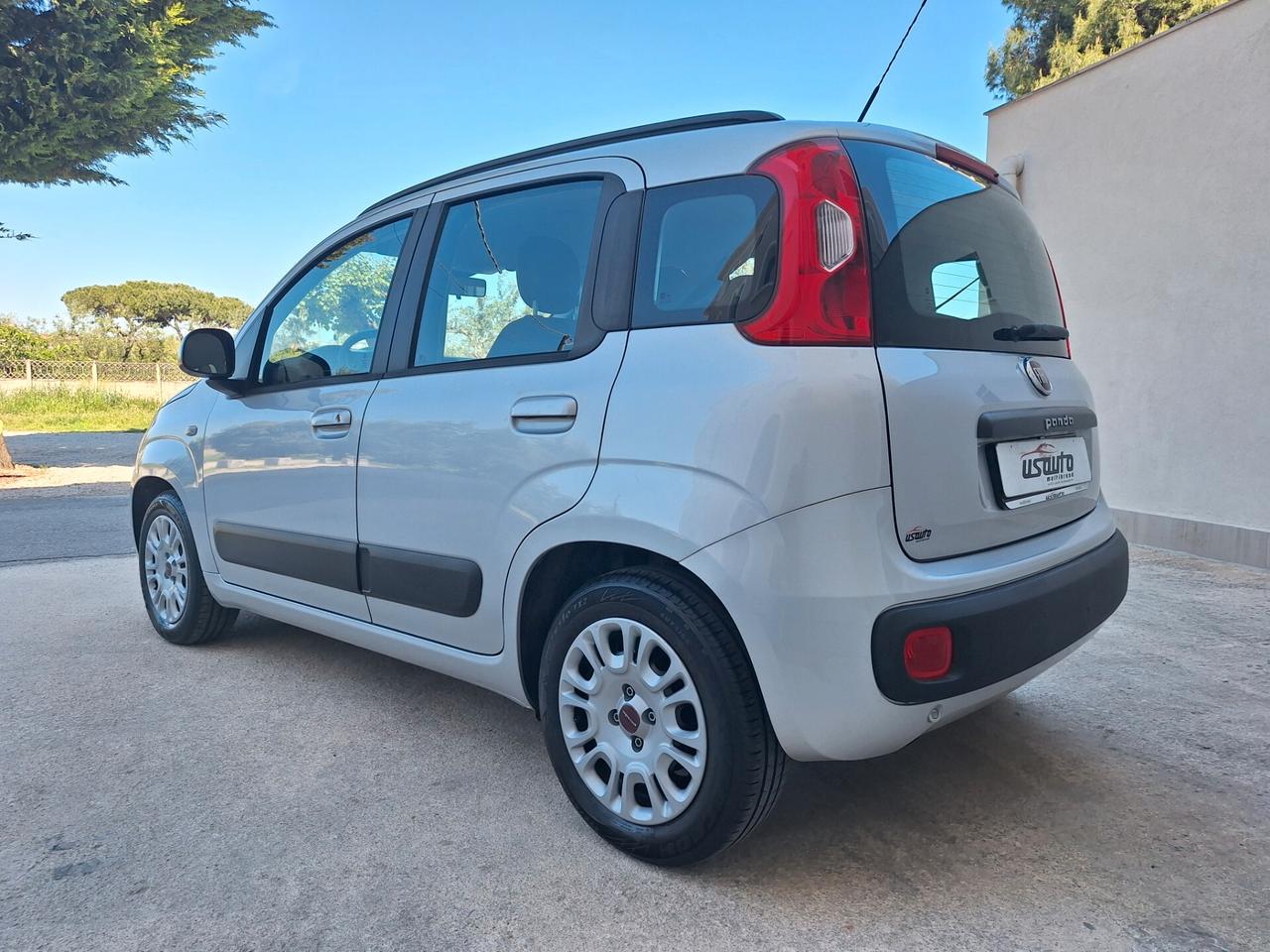 Fiat Panda 1.2 Lounge BLUE&ME SENSORI 2013