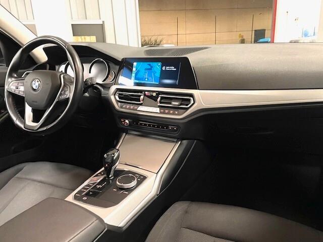 Bmw 318d Touring Business Advantage aut.