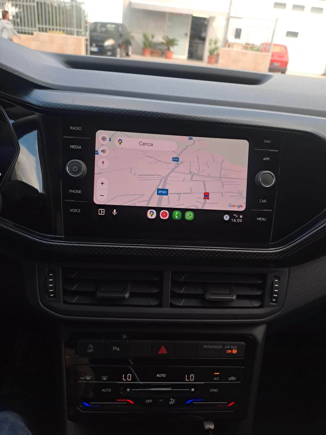 Volkswagen T-Cross 1.0 TSI 110 CV DSG Style , soli 20500 km !!