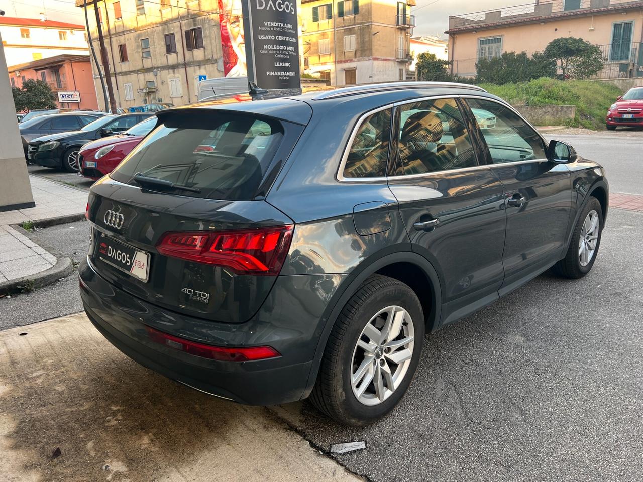 Audi Q5 40 TDI quattro S tronic Business Sport