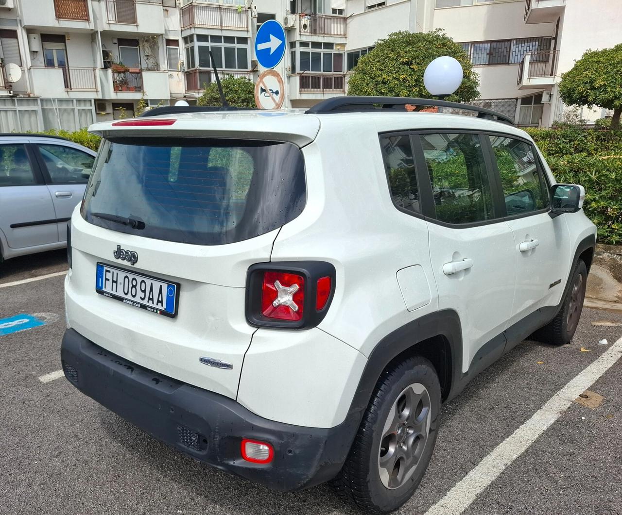 Jeep Renegade 1.6 Mjt 120 CV Longitude anno 2018 automatica
