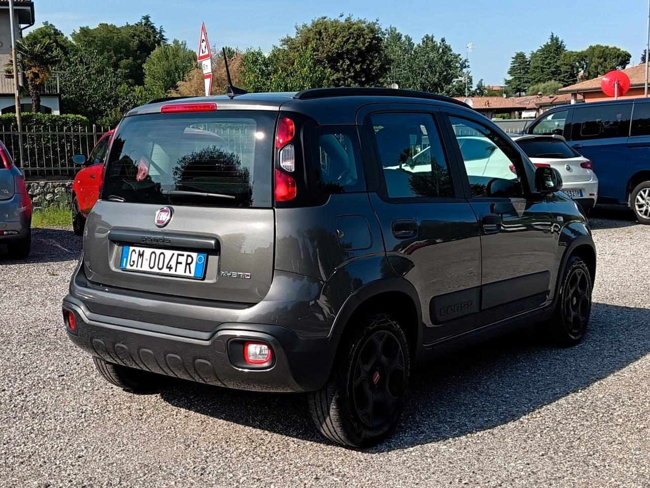 FIAT PANDA CROSS 1.0 HYBRID