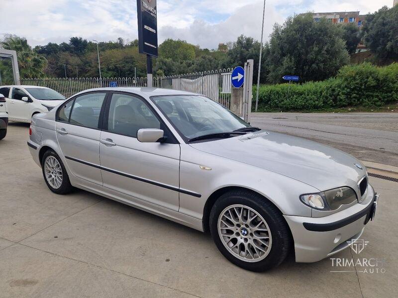 BMW Serie 3 320d turbodiesel cat 4 porte Eletta