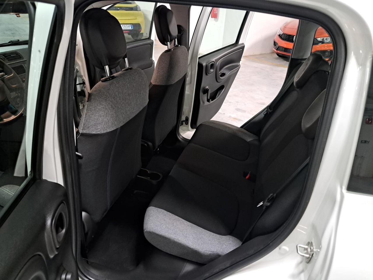 Fiat Panda 1.0 FireFly Hybrid Street N1 Autocarro 4 Posti
