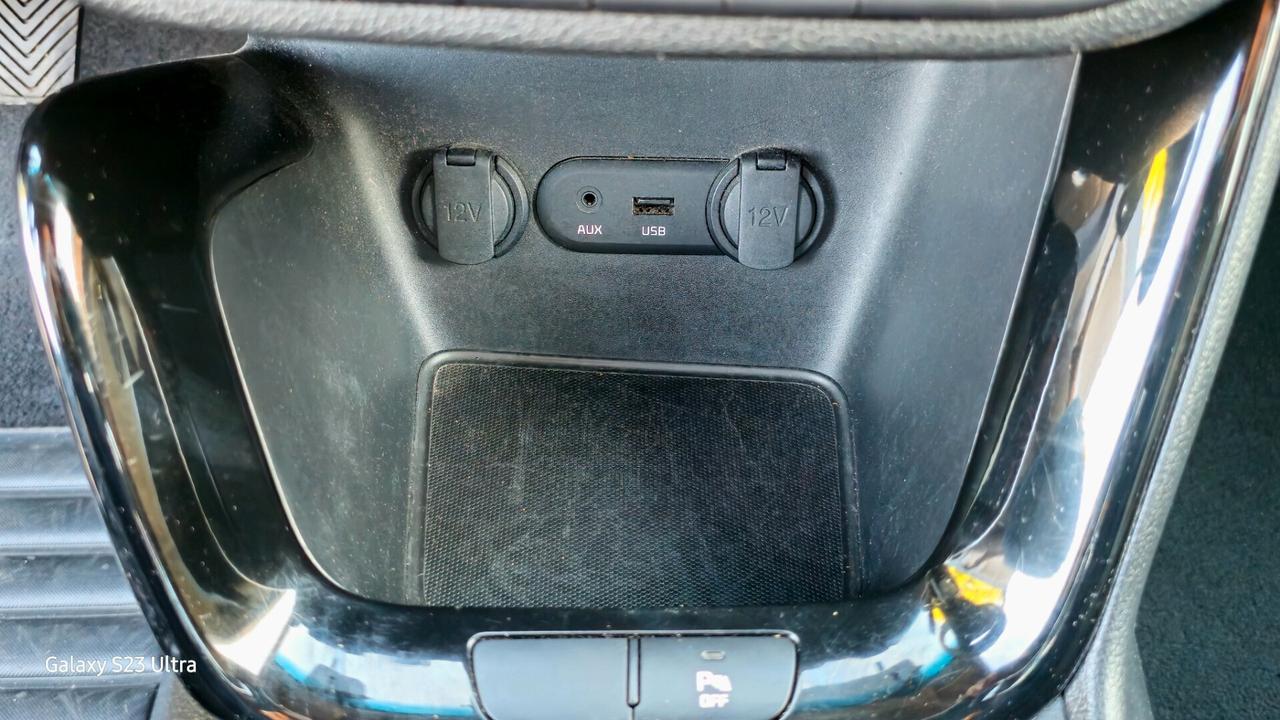 Kia Ceed full optional navi/ retrocamera Garanzia 12 mesi ok neopatentati