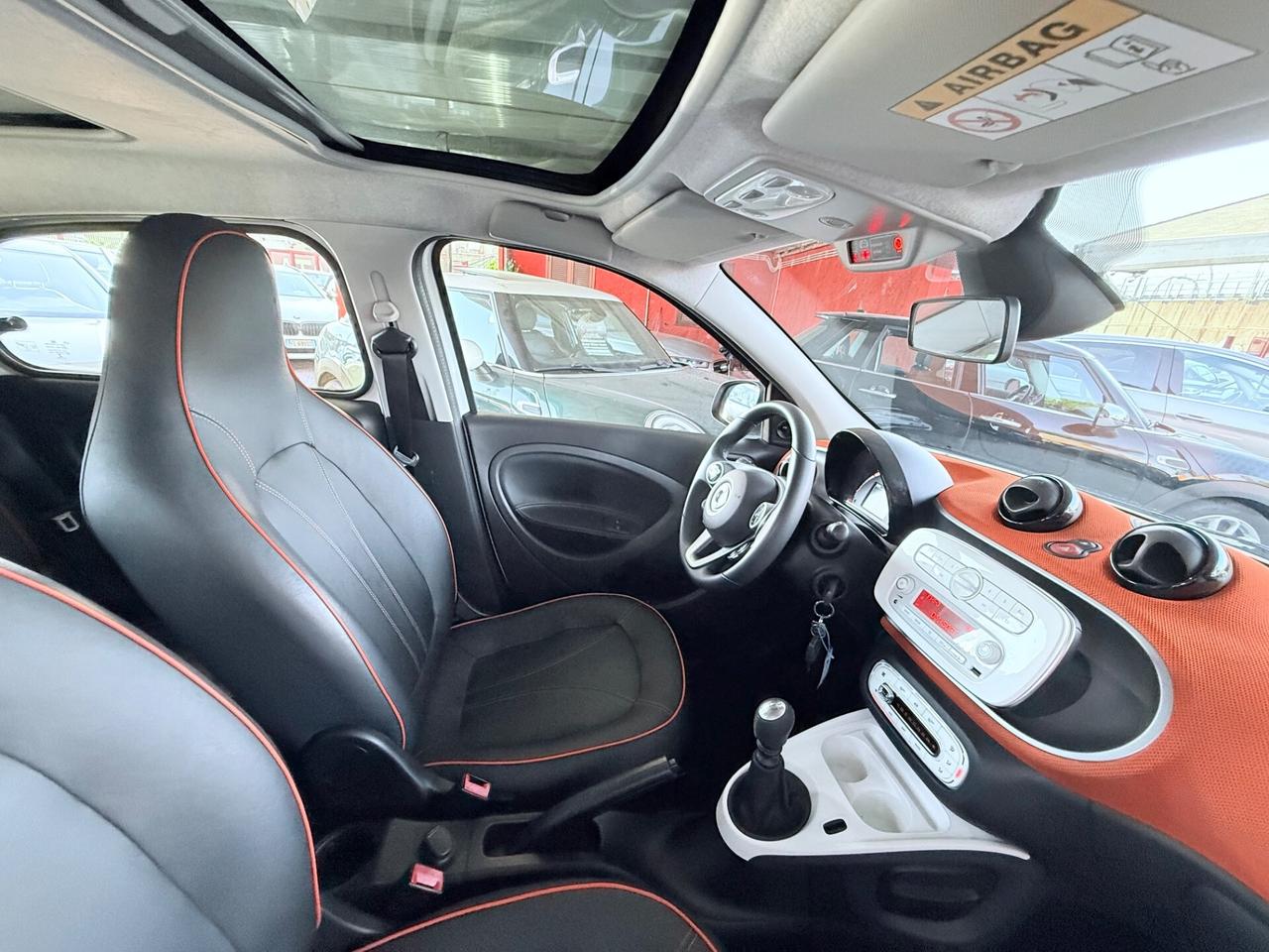 ForFour 1.0 90 CV/( 25 MILA KM )/permute/garanzia/unipro