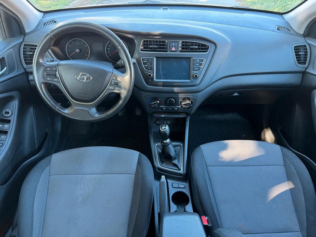 Hyundai i20 benzina (GPL scadenza 2030)