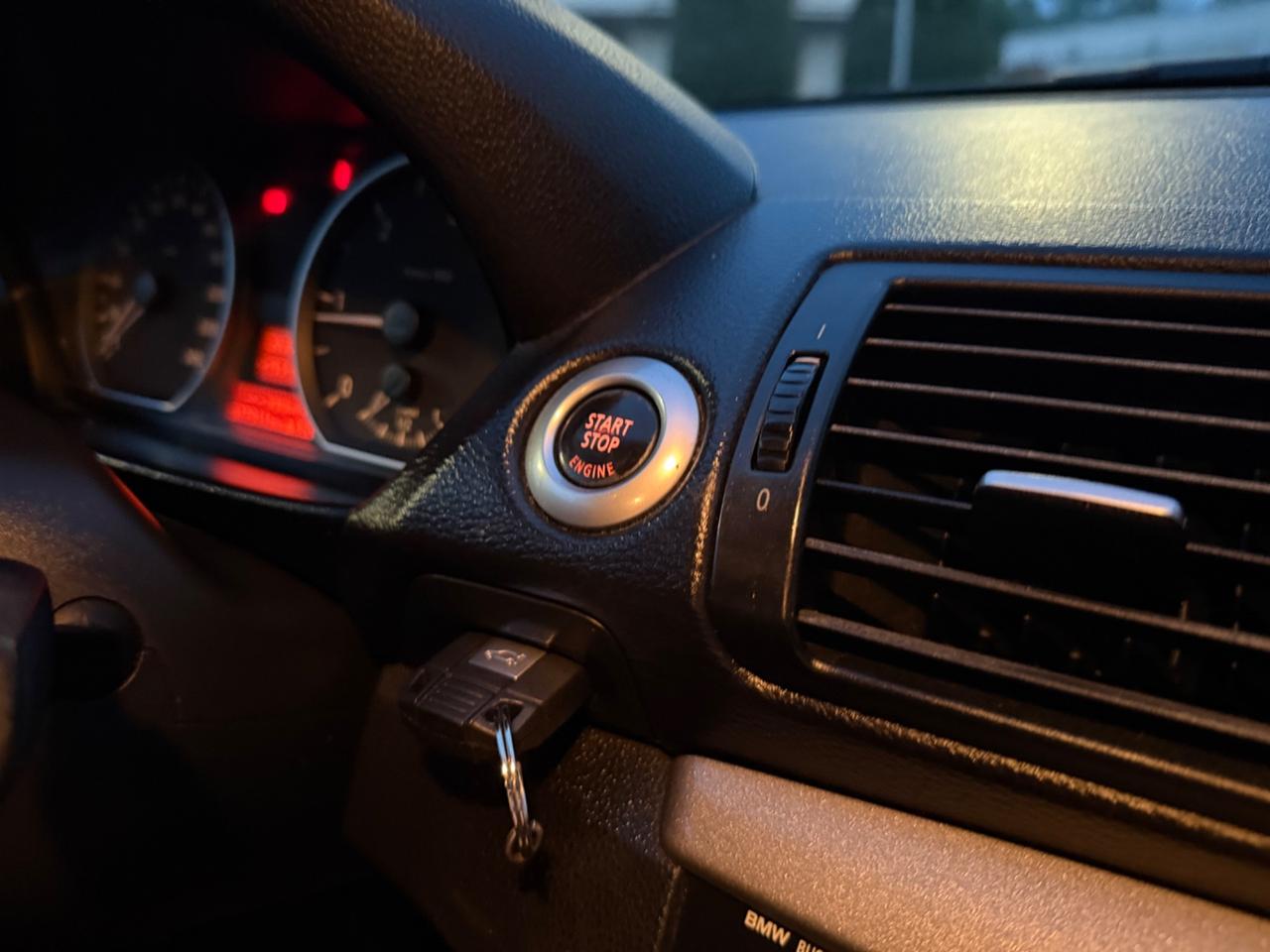 BMW SERIE 1 116D 2.0 DIESEL SOLI 77 MILA KM 09