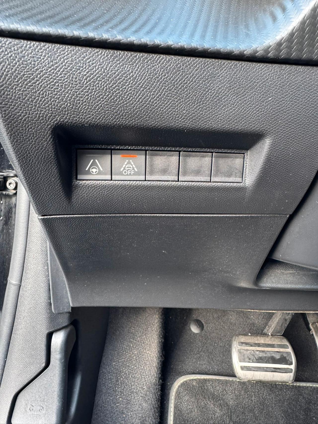 Peugeot 208 100cv Automatica GT