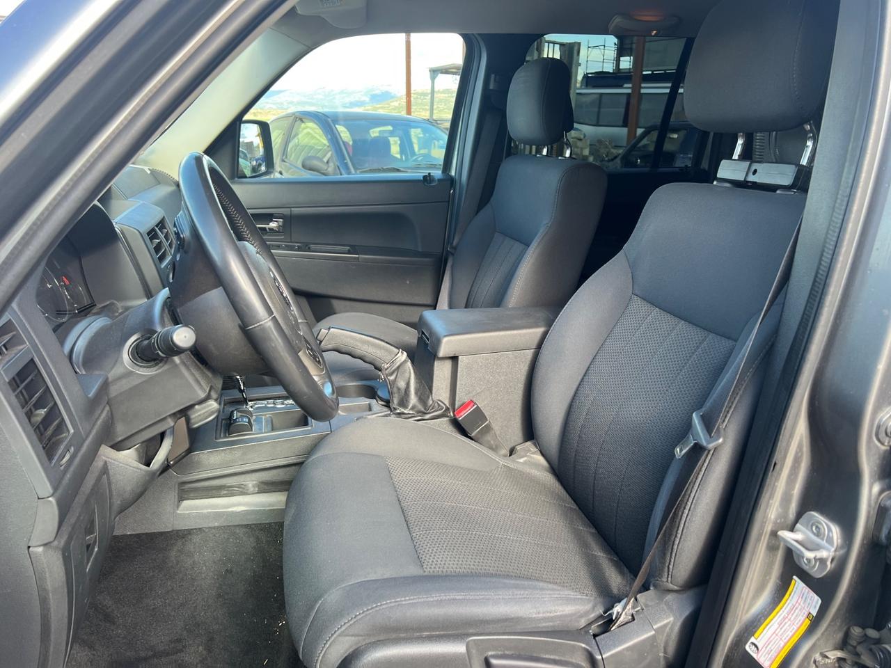 Jeep Cherokee 2.8 CRD DPF Sport Auto