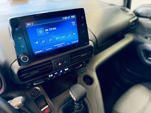 Toyota Proace City 7 posti