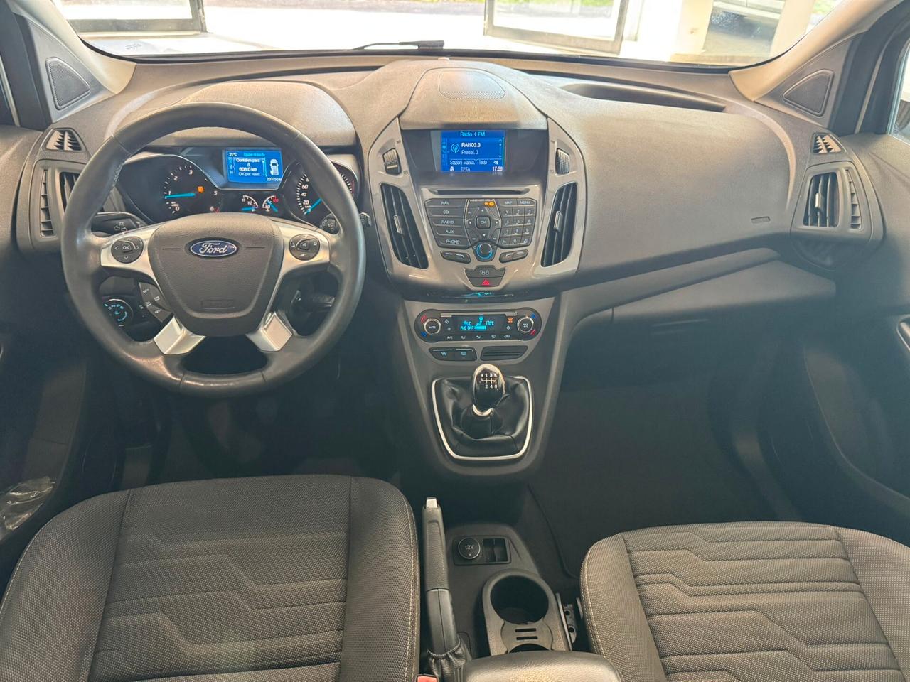 Ford Tourneo Connect 1.6 TDCi 115 CV Titanium