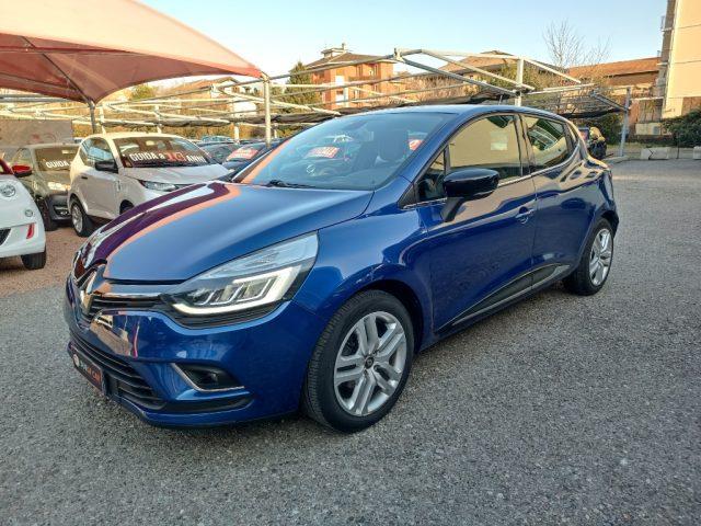 RENAULT Clio TCe 12V 90 CV 5 porte Moschino Zen