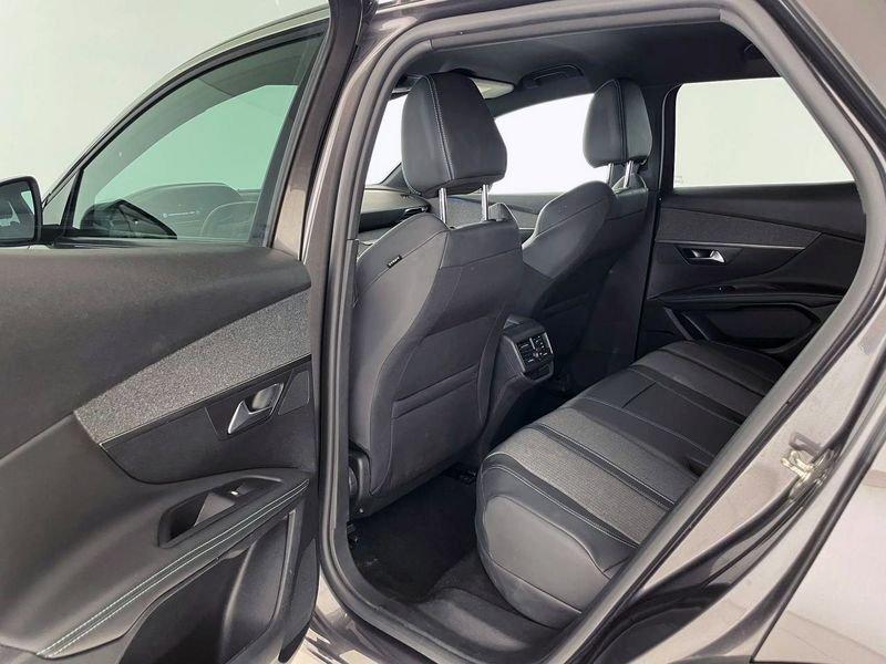 Peugeot 3008 3008 Hybrid4 300 e-EAT8 Allure Pack