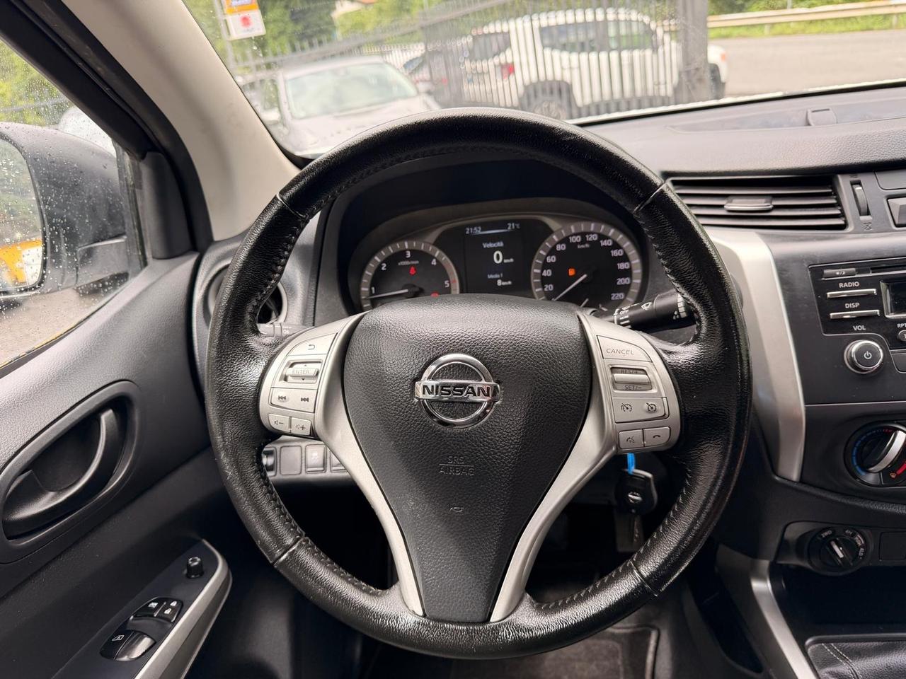 Nissan Navara 2.3 dCi 4WD King Cab Acenta