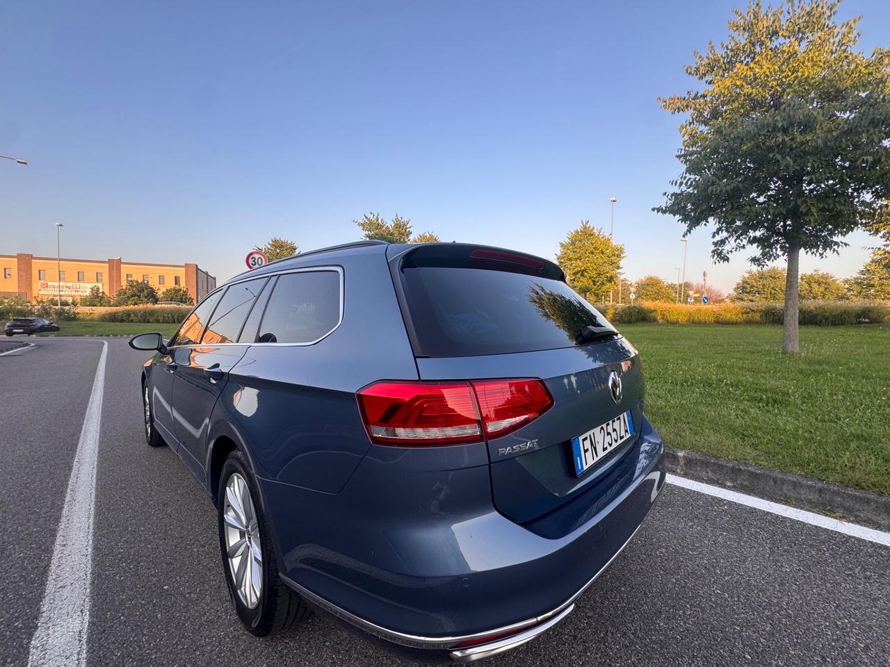 Volkswagen Passat Variant 2.0 TDI DSG Executive BlueMotion Tech.