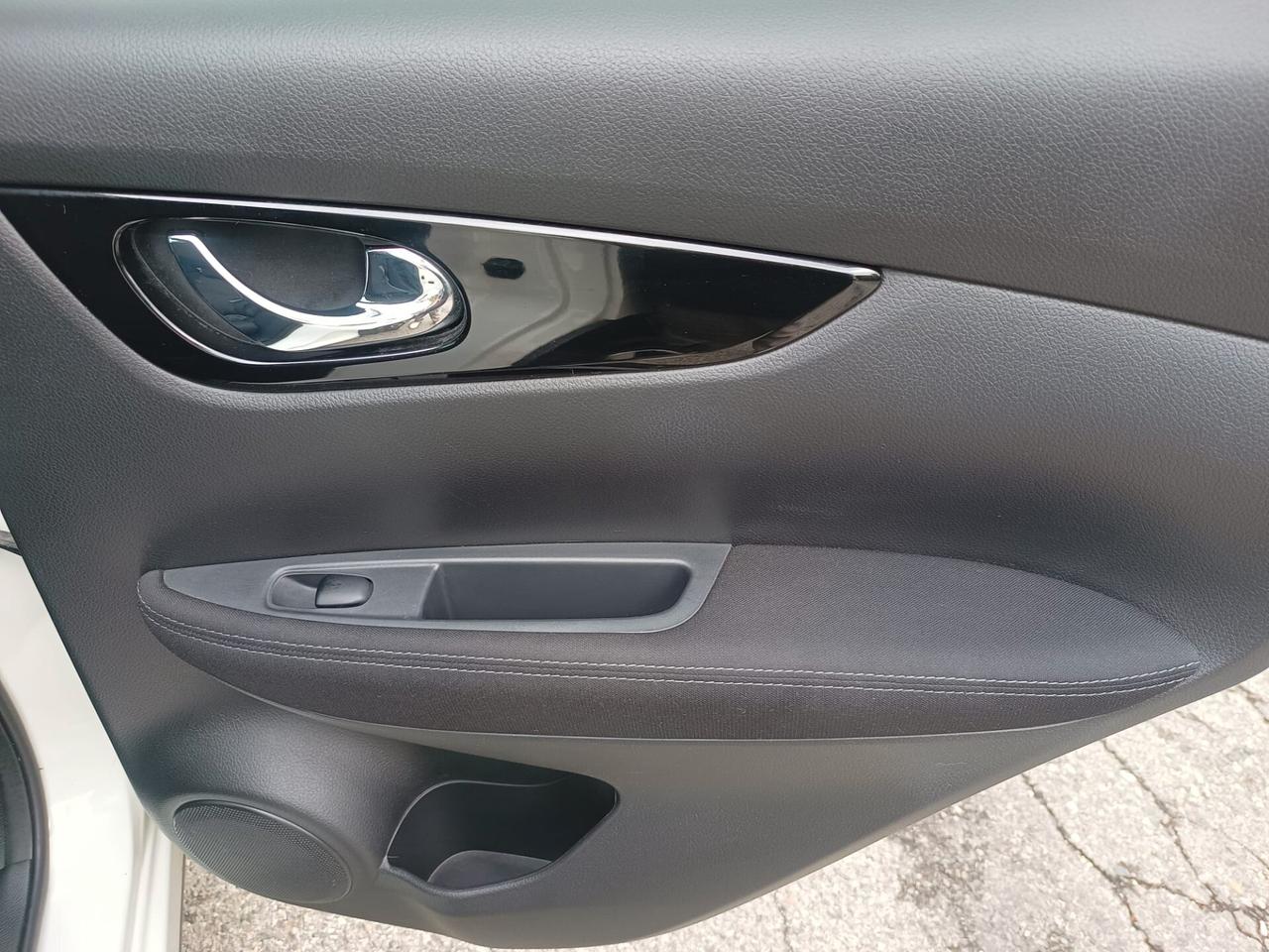 Nissan Qashqai 130cv Unico Prop.108500Km