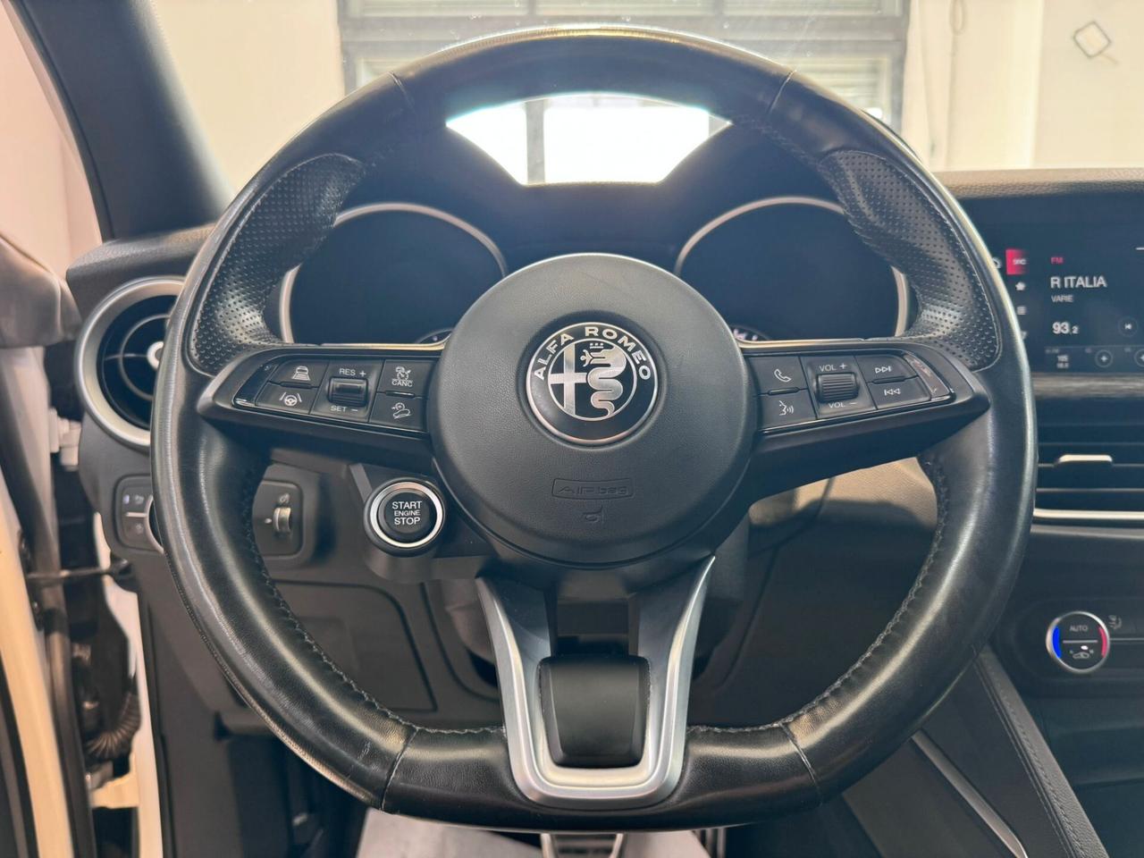 Alfa Romeo Stelvio 2.2 Turbodiesel 160 CV AT8 RWD Business