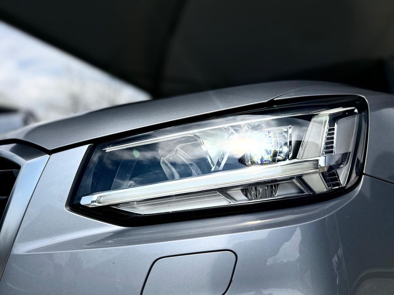 AUDI Q2 1.6 TDI S LINE Edition*LED*NAVI