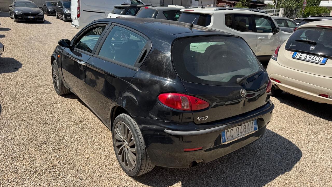 Alfa Romeo 147 1.9 JTD (115 CV) cat 5p. Distinctive