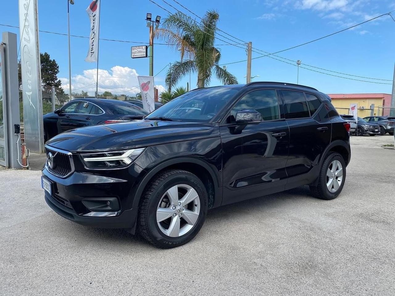 Volvo XC40 D3 150 cv Automatica