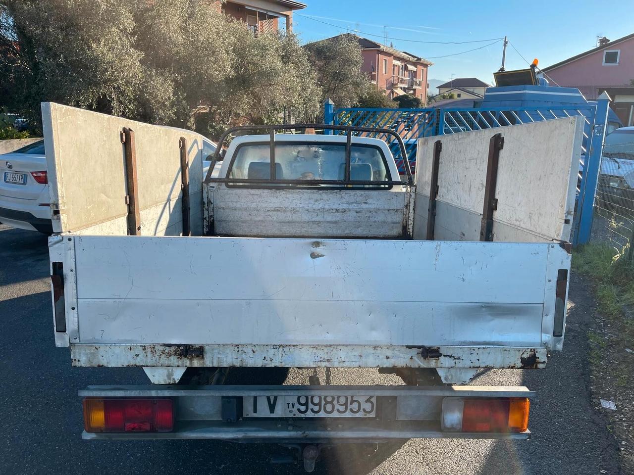 Toyota Hilux 2.4 diesel Pick-up