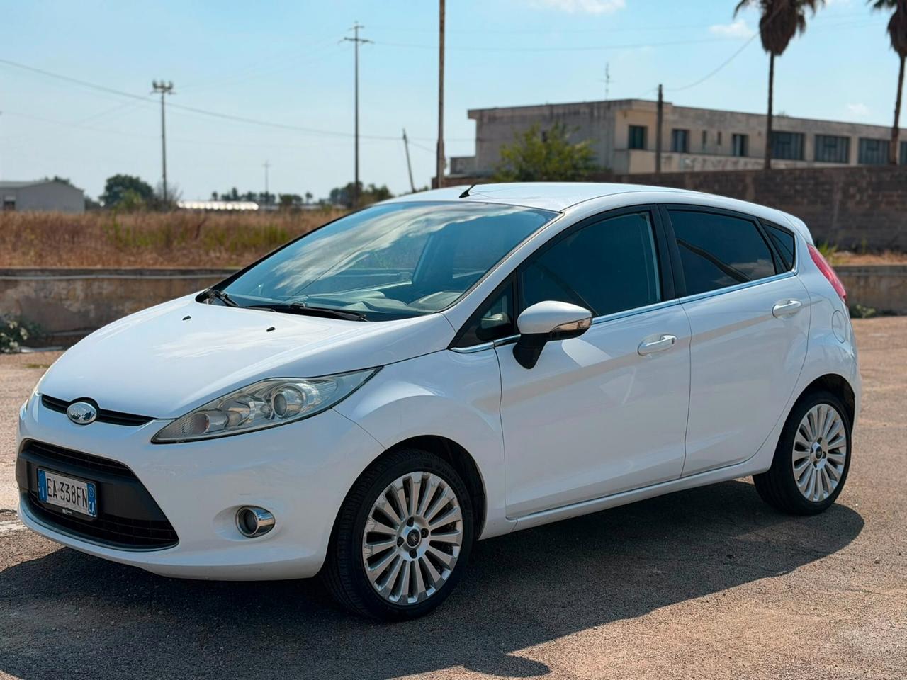 Ford Fiesta 1.4 5 porte Bz.- GPL Titanium